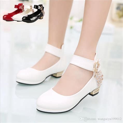2018 Summer Childrens Leather Sandals Fish Mouth White
