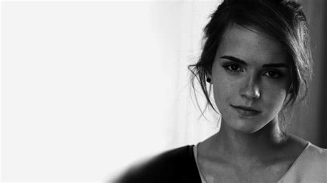 1920x1080 Emma Watson Brunette Eyes Face Black And White Wallpaper
