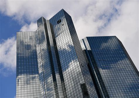 Deutsche Bank To Tap Market For 85 Billion Wsj