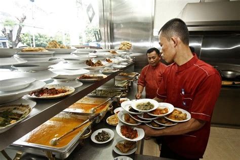 Fakta Rumah Masakan Padang Yang Wajib Kalian Tahu Hungrypedia