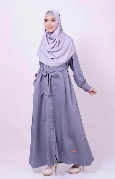 Hijab yang cocok untuk baju warna navy nusagates jual produk hijab warna biru m. Baju Gamis Abu Abu Polos Cocok Dengan Jilbab Warna Apa ...