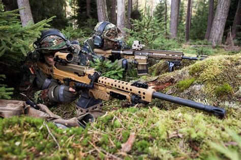 Laut informationen des spiegel passt das mg5 nicht auf die lafetten von panzern und geländefahrzeugen. Pin on Ksk + Bundeswehr