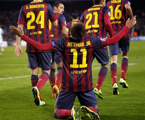 A compilation of best assists, passes, tackles and freestyle skills in hd. grarem foot: Neymar 2013/14 The Ultimate Skills & Tricks ...