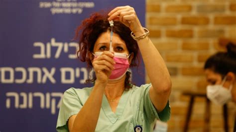 Sau quá trình hoàn thiện số mũi tiêm, bạn sẽ được cấp một mã qr code chứng nhận tiêm vaccine. Chưa đầy 2 tuần, hơn 10% dân số Israel được tiêm vaccine ...