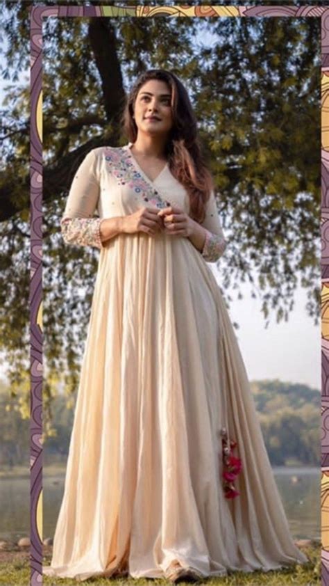 Beautiful Hand Embroidered Long Dress In 2020 Western Dresses Gowns