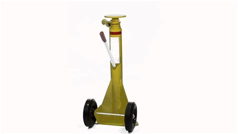 Leveling & stabilizing jacks, tongue. LO Trailer Stabilizing Jacks - YouTube