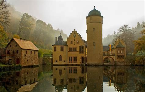 Mespelbrunn Castle 1427 Germany Built By A Knight In The Spessart