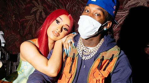 Cardi B Offset Kiss At Her Birthday Party 1 Month After Divorce