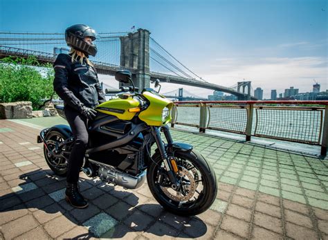 How good is it, what's the range, should you buy one? Harley-Davidson LiveWire full specifications revealed
