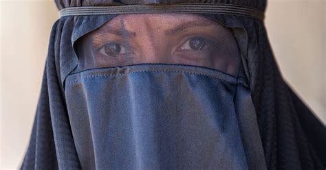Police May Let Muslims Wear Burka As Uniform In Effort To Boost