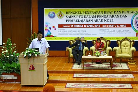 It contains the border town of bukit kayu hitam as well as the educational hub of changlun, while jitra is the largest town and administrative centre of the district. Panitia Sains Daerah Kubang Pasu: Bengkel Penerapan KBAT ...