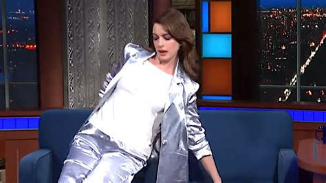 Anne Hathaway Laughs Off Wardrobe Malfunction At The Late Show
