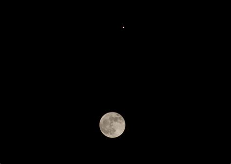 Jupiter And The Moon Super Bright Conjunction 11 28 2012 Stellar