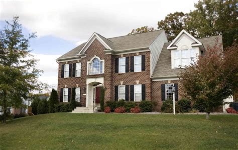 บ้านสวยมีเสน่ห์สไตล์โคโรเนียล หรูหราสวยงาม