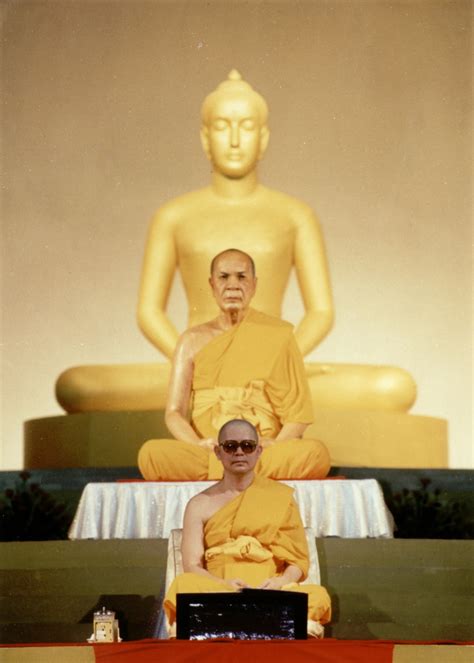 Buddhist Leader Phrathepyanmahamuni Free Image Download