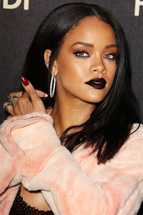 3:33 128 кбит/с 3.3 мб. Rihanna | Art
