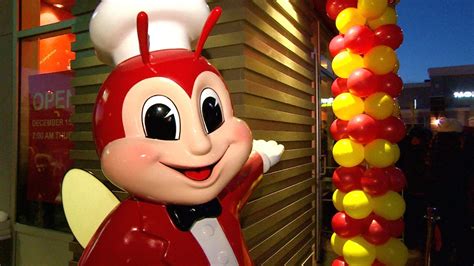 Canadas First Jollibee Opens In Winnipeg Youtube