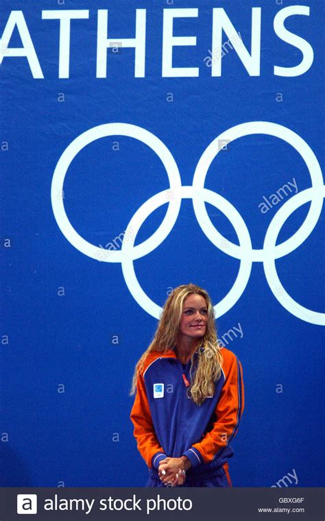 Hollands Inge De Bruijn Waits To Collect Her Gold Medal Hi Res Stock