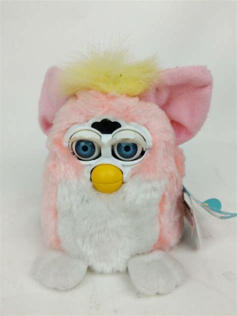 Furby Babies G1 70 940 Tiger Electronics Hasbro 1999 Yellow Blue Red