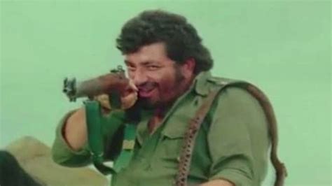 In Build Up To Gujarat Polls Sholays Gabbar Singh Stars In Spoof