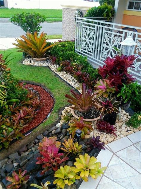 30 Fresh And Calming Tropical Garden Ideas Small Yard Landscaping
