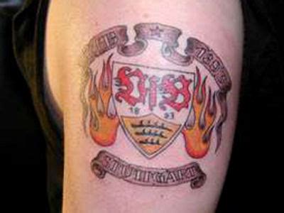 Henrik stoltenberg (24) hat sich den schriftzug bonschlonzo auf den linken armen stechen lassen. Tattoos VfB Stuttgart 1893 Ultras Commando Cannstatt ...