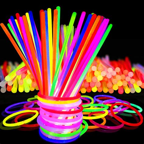 300 Glow Sticks Bulk Party Supplies Glow In The Dark Fun Party Pack With 8 Glowsticks And