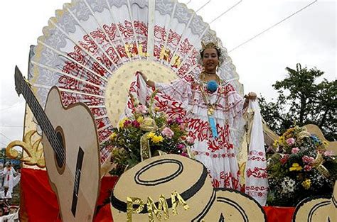 Desfile De Carretas Panamá Guía
