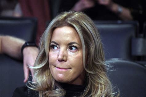Jeanie Buss Says People Vandalizing The LeBron James Murals Arent Real