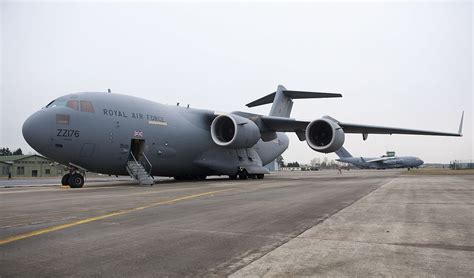 Since it entered service in january 1995, 218 aircraft have been delivered to the us air force. Fichier:RAF C17 Aircraft at Evreux Airbase, France MOD ...