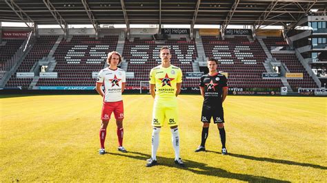 There are also names printed on the away shirt, however, these are of the players who. Zulte Waregem 2020-21 Patrick Home & Away Kits | 20/21 ...