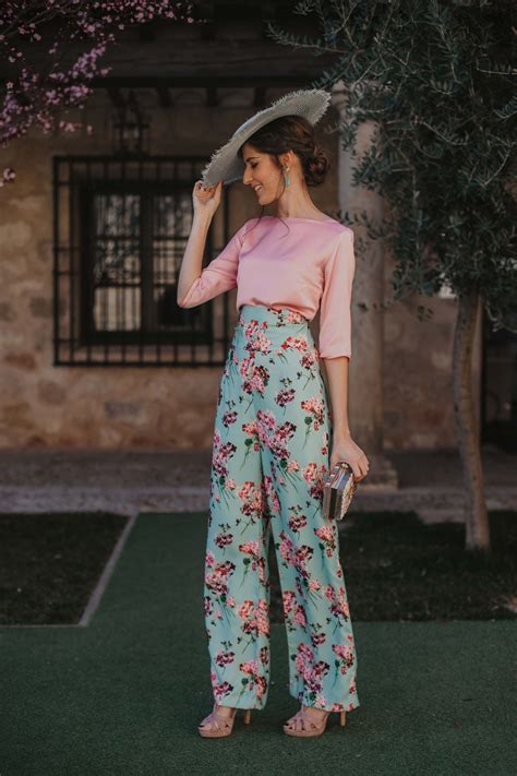 Look de invitada: conjunto pantalón | Pantalones de fiesta, Vestidos
