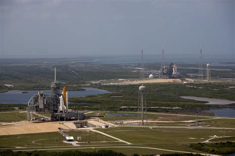 Launch Pads Runways Facilities Nasas Grand Shuttle Sell Off