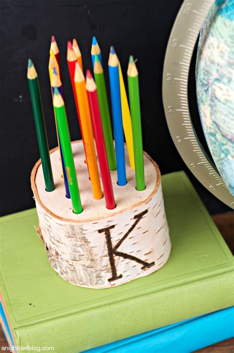 Posts about pen holder written by experimentingthings. DIY Pencil Holder Teacher Gift - A Night Owl Blog