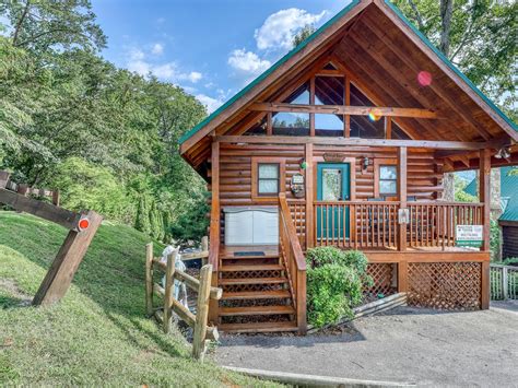 Pet Friendly Cabins In Gatlinburg To Wag About Vacasa