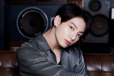 Bts Jungkook Named As Peoples Sexiest International Man First Person