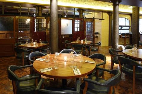 At a price of just £37, it's easy to see how the london transport pass could be quite useful for many travelers, especially if you're going to need help getting around the city for at least one day. Hawksmoor Seven Dials Covent Garden Bars