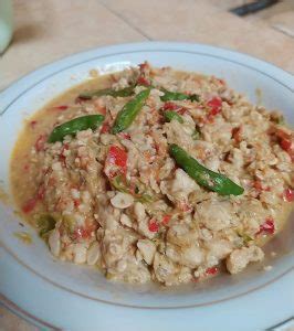 Resep khas jawa satu ini lebih mantap rasanya dengan menggunakan tempe. SAMBAL TUMPANG - Kuliner Indonesia