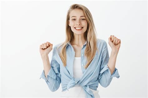 Cute Excited Girlfriend Peeking Aside Amused Leaning Head Hands