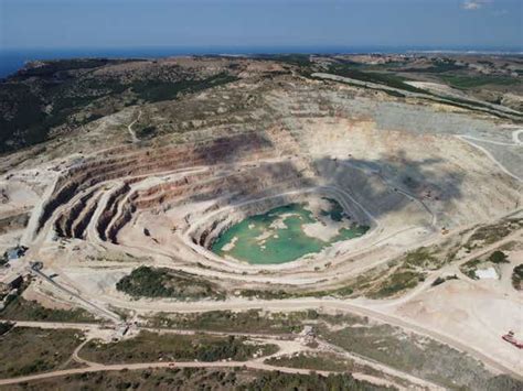 Turquoise Hill Resources Stock Investors Upbeat Before Takeover Nyse