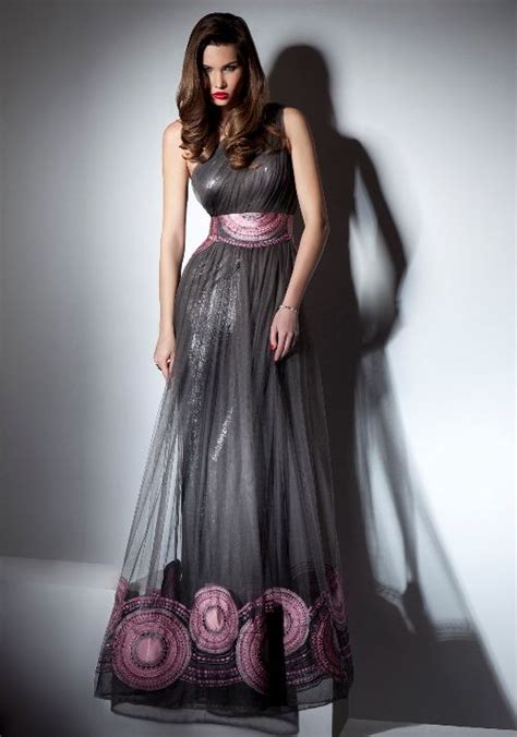 Bien Savvy Rochii De Seara Vanity The Look Unique Dresses Fashion Gowns Dazzling Dress