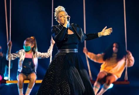 Pink Flies High With Willow During 2021 Billboard Music Awards