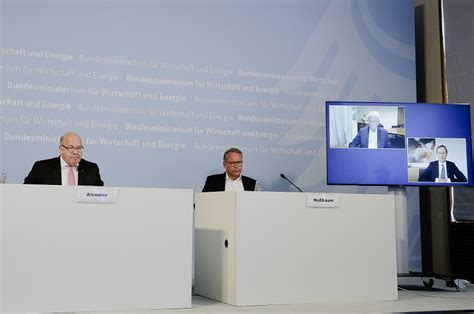 That will enable curevac to make more doses of the vaccine. German government takes stake in coronavirus vaccine ...