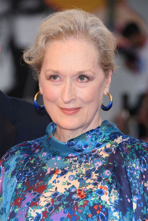 Meryl streep and kevin kline will perform dear elizabeth at the spotlight on plays virtual benefit series from june 17 to june 21, 2021. MERYL STREEP at The Laundromat Screening at 76th Venice ...
