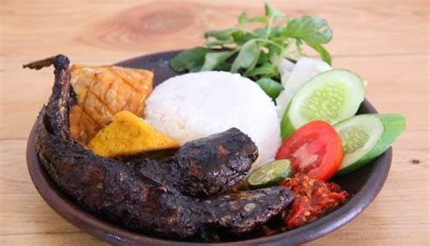Check spelling or type a new query. Food Recipes : Pecel Lele | Mom Dishes : Find easy way to ...