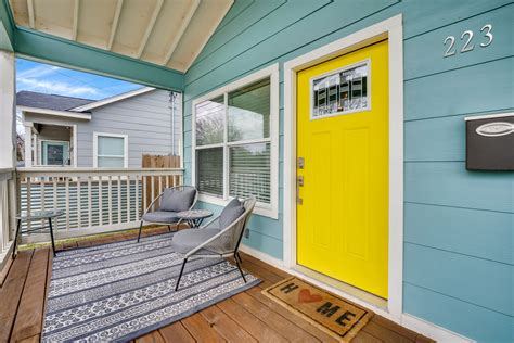 HOMES — Full Spectrum Realty - San Antonio Realty San Antonio