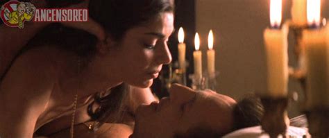 Laura San Giacomo Desnuda En Under Suspicion