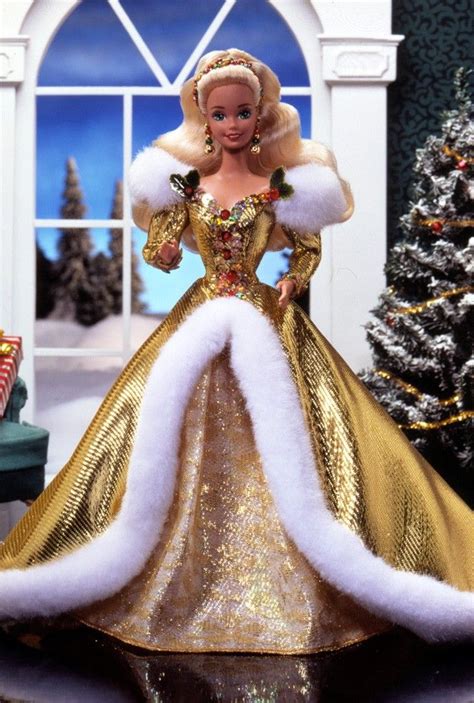 Happy Holidays Barbie Manda Had This One Holiday Barbie Dolls Happy Holidays Barbie