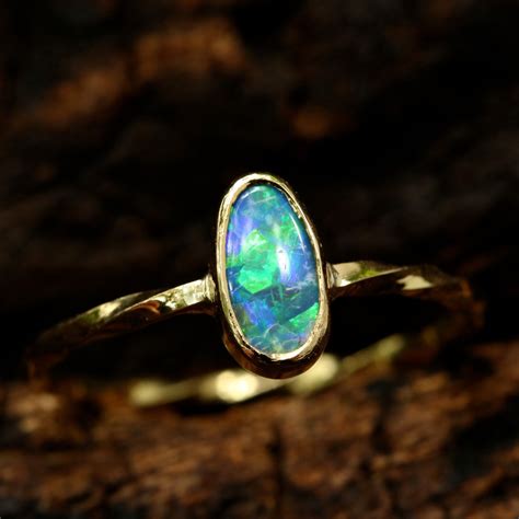 Australian Opal Ring In Royal Blue Of Green Fire With 18k Gold Twist Band