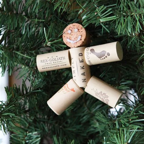 22 Amazing Diy Wine Cork Ornaments Ideas For Christmas